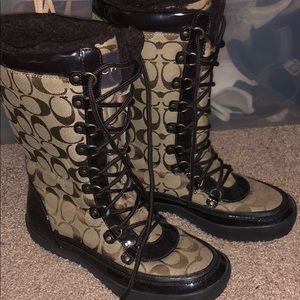 Coach snow boots
